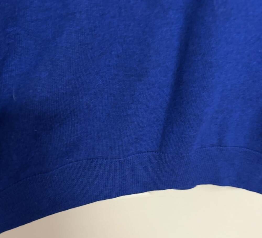 Turnbury Extra Fine Merino Wool V Neck Sweater Blue Men's Large - Picture 6 of 8